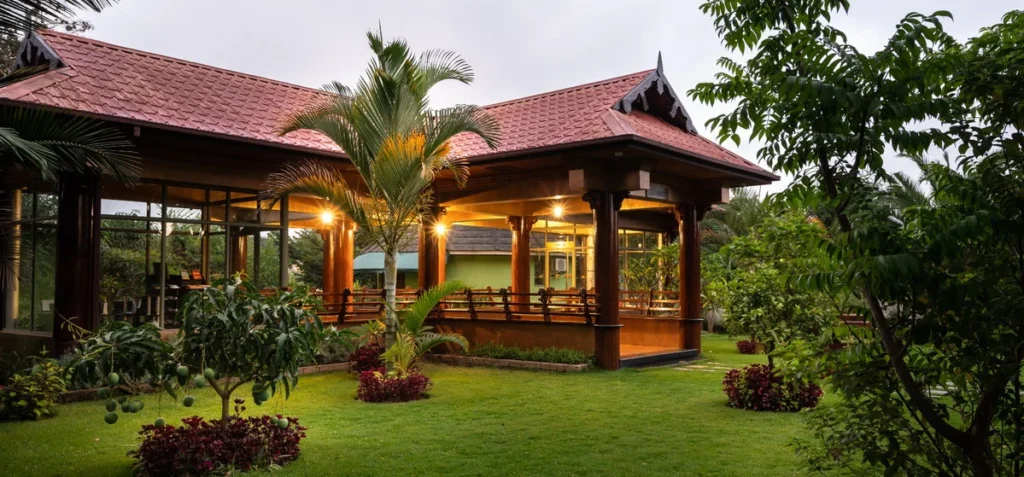 Resort garden exterior - Fun Retreat Resort