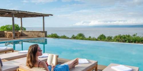 Manyaras Sected Lodge main pool